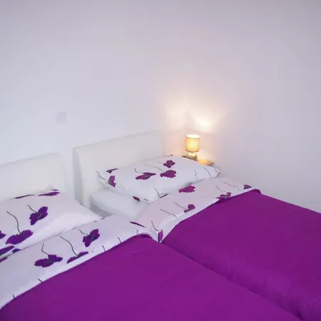 Lumago Apartment *
