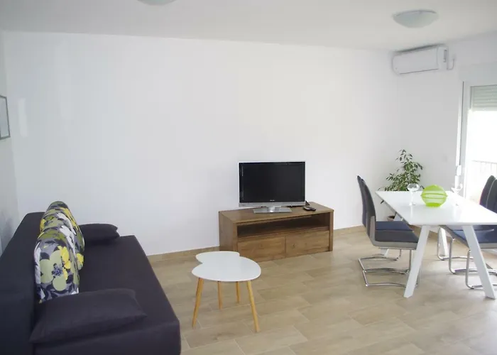 Lumago Apartamento Kaštela