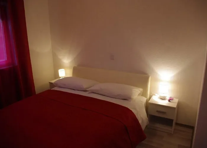 Apartament Lumago *